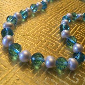 Swarovski crystals and 5-6mm Pearl 18" Necklace